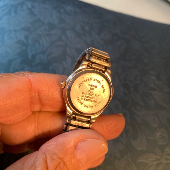 Vintage  silver tone ladies watch - Picture 2 of 4
